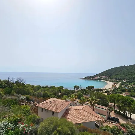 Serena-piscine Privée- Vue Conca