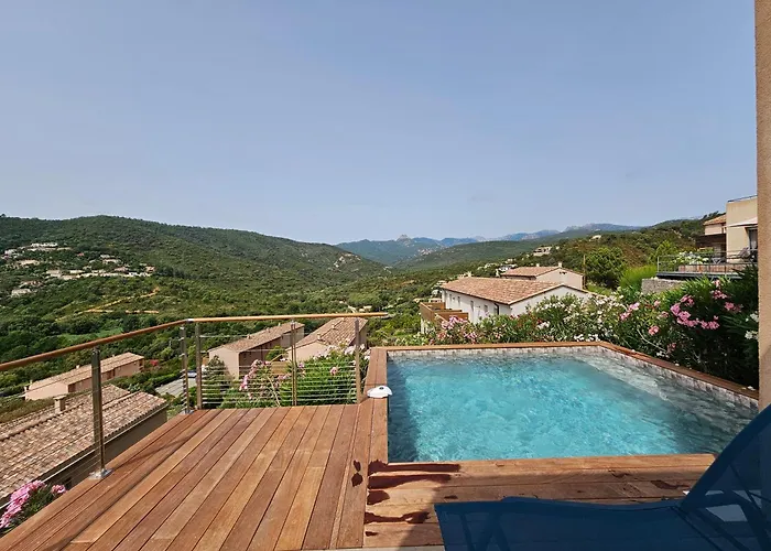 Serena-piscine Privee- Vue Vila *